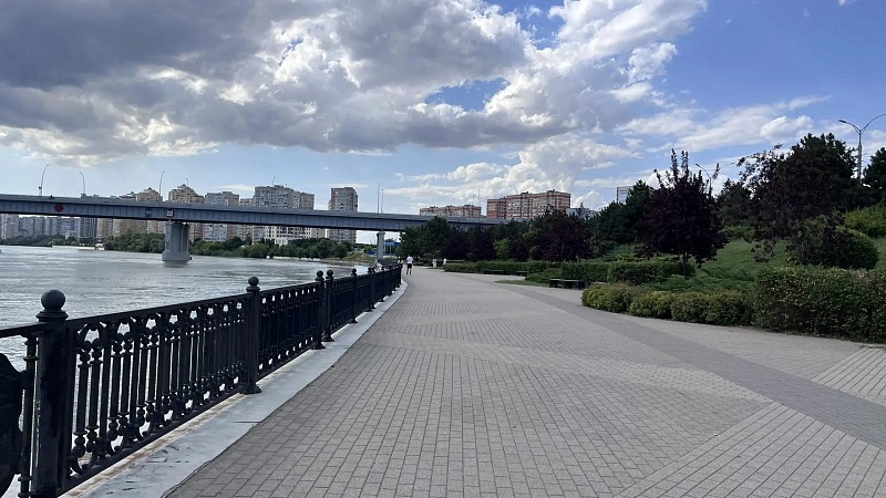 Движение мотоциклов ограничат по ночам на Кубанской Набережной в Краснодаре