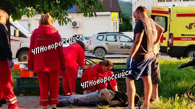Школьники спасли жизнь мужчине в Новороссийске 