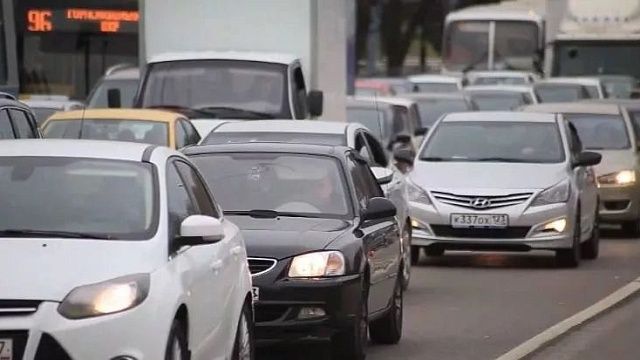 Около 80% городских дорог на Кубани находится в нормативном состоянии. Фото: телеканал «Краснодар»
