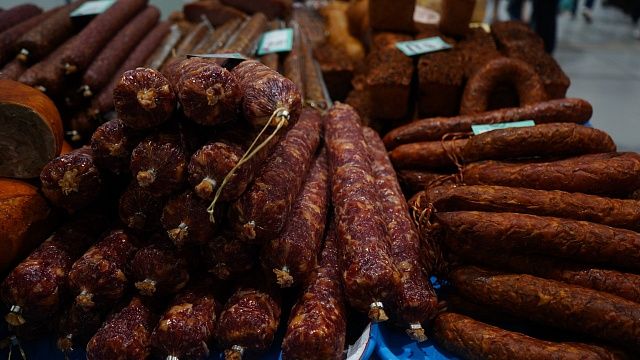 Экспорт колбасы за год увеличился почти на 15% на Кубани