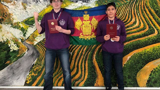 Вениамин Кондратьев поздравил школьника из Краснодара с призовым местом Всероссийской олимпиады