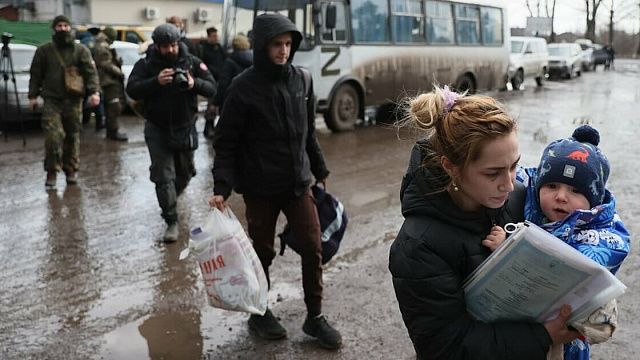 Беженцы с ДНР, ЛНР и Украины смогут получить бесплатную медпомощь в России