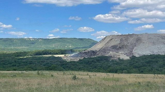 Пожар на мусорном полигоне в Новороссийске потушили спустя две недели. Фото: t.me/kravchenko_glava_nvrsk