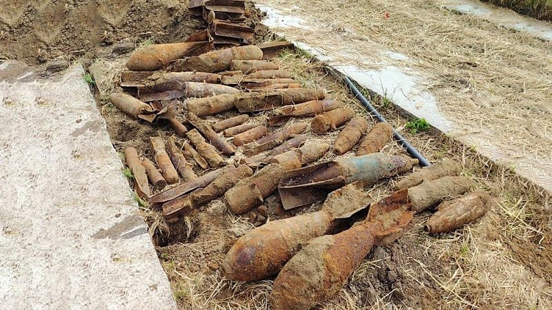 Взрывотехники уничтожили арсенал авиабомб в Славянском районе 