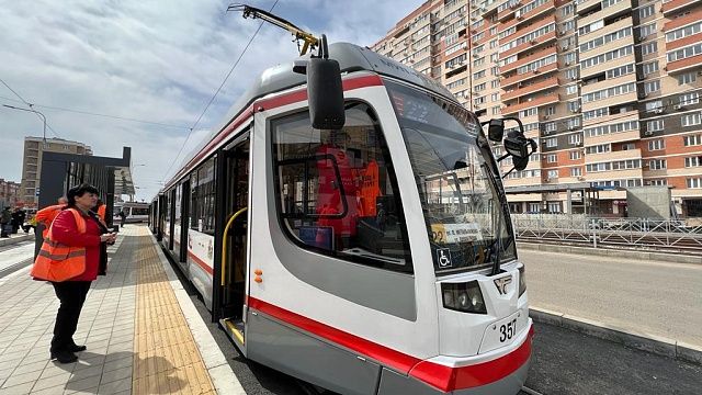 «Краснодарскому трамвайно-троллейбусному управлению» не хватает 41% водителей. Фото: телеканал «Краснодар»
