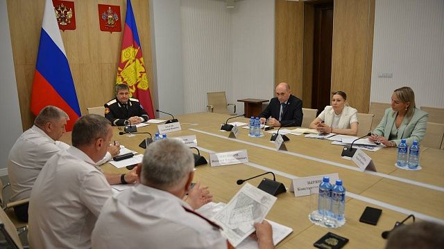 Патриотическое воспитание казачьей молодежи обсудили в Геленджике