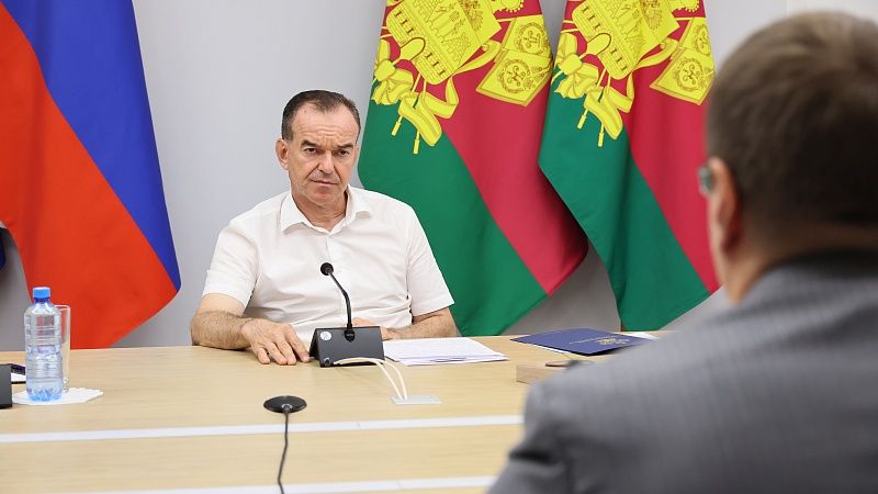 Кондратьев обсудил с новым руководителем «ТНС энерго Кубань» работу компании