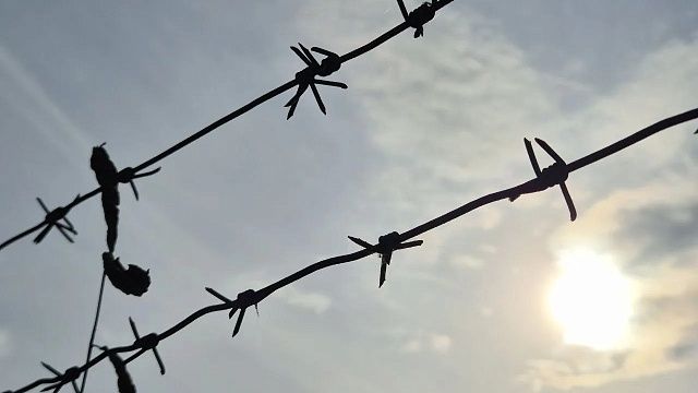 Суд лишил звания и приговорил к 14 годам полковника Долгих в Москве 