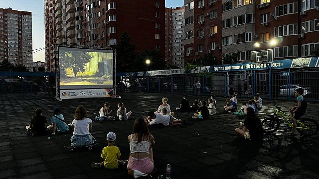 В Карасунском и Прикубанском округах Краснодара покажут военные фильмы