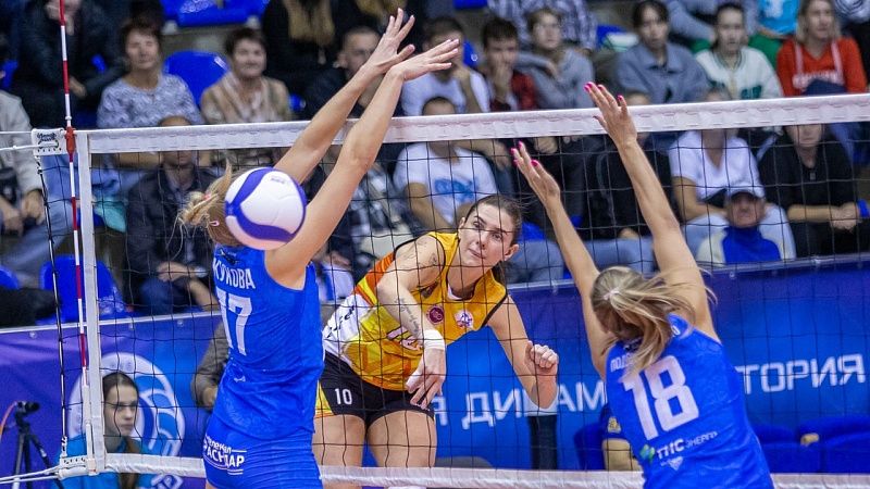 «Динамо» уступило «Енисею» и вылетело из Кубка России 