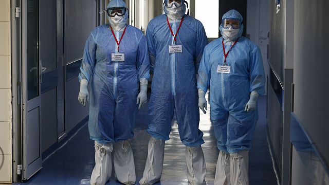 Эксперт заявил о завершении пандемии коронавируса, но всплески болезни еще могут быть. Фото: Геннадий Аносов