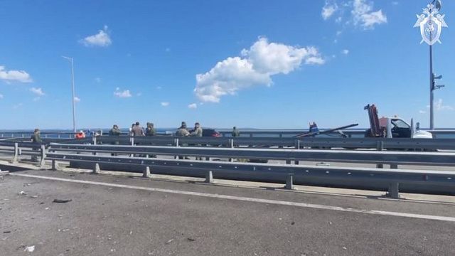 Украина совершила очередной теракт - атаковала Крымский мост, есть погибшие, фото: Следком, видео: телеканал «Краснодар» 