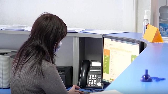 Продолжительность рабочего дня впервые сократилась в России