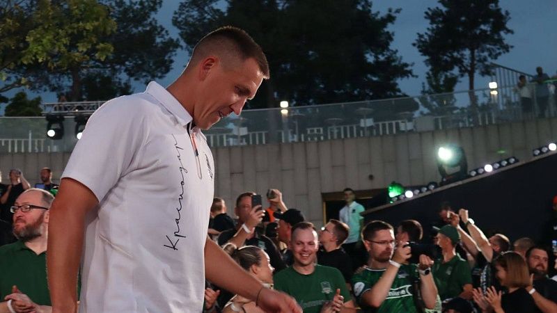 Петрова унесли с поля на носилках в первом тайме игры «Краснодар» – «Балтика»