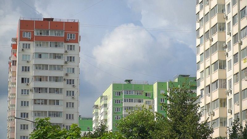 Молодым семьям вручили сертификаты на улучшение жилищных условий в Новороссийске