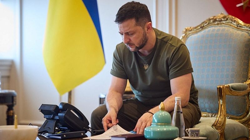 «Нет сил»: Зеленский признал невозможность Украины вернуть себе Крым и Донбасс