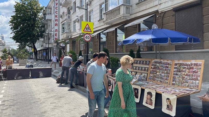 Субботним вечером на улице Чапаева пройдут выставка и мастер-классы