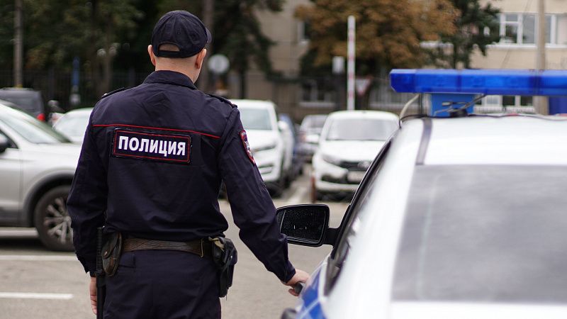 В Краснодаре выпившая 32-летняя женщина ограбила пассажирку трамвая