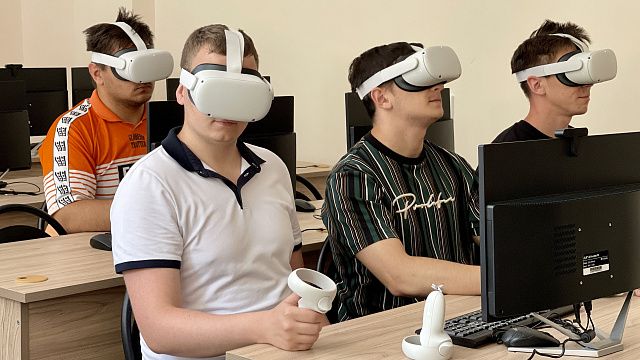 Первый на Кубани университетский VR-класс: как он устроен и что там можно изучать