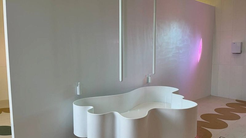 Один из самых красивых туалетов в стране открыли в парке в Краснодаре