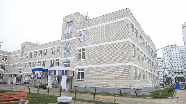 1 сентября на улице Автолюбителей в Краснодаре откроется школа на 1550 мест