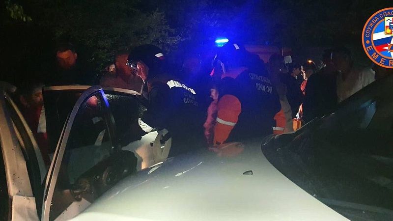 В лобовом столкновении пострадало три человека в Сочи