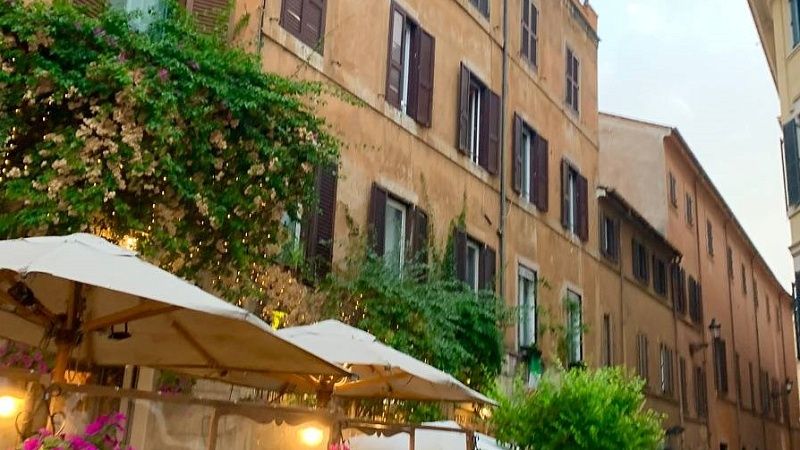 Легендарный ресторан, где Гоголь писал роман «Мёртвые души», закрыли в Риме