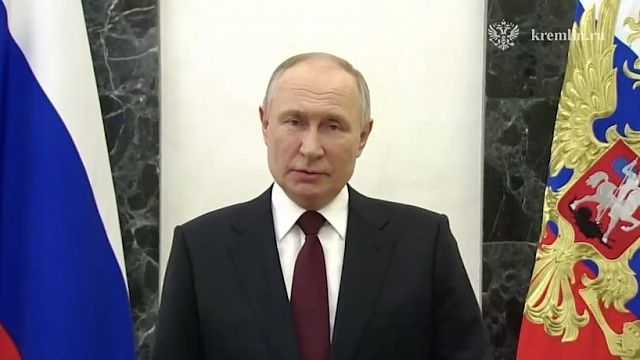 Президент поздравил россиян с Днём защитника Отечества Фото: t.me/news_kremlin