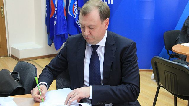 Еще два жителя Краснодара подали документы для участия в праймериз «Единой России»