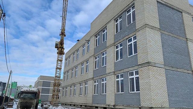 Краснодарская школа в Восточно-Кругликовском жилом районе готова на 71%