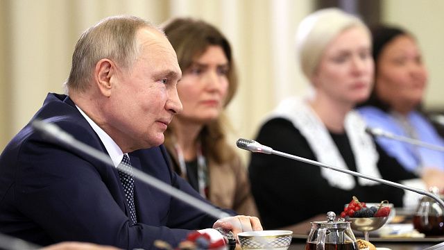Владимир Путин встретился с матерями участников специальной военной операции