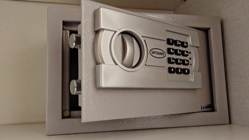 ФСБ заинтересовалась личным сейфом прокурора Кингисеппа