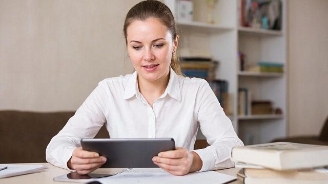 Учитель детей-аутистов оказалась эротической моделью OnlyFans в Британии 