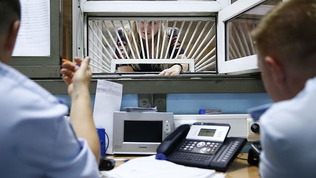 Полиция начала проверку по нападавшему на девушек жителю Краснодара
