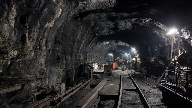 При обрушении угольной шахты погибли четыре работника в Китае 