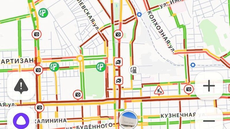 Десятибалльные пробки образовались в Краснодаре