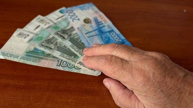 Россиянам могут сократить пенсионные выплаты до 70% 