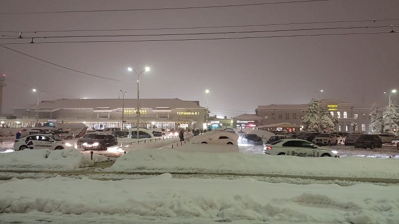 Аэропорт Краснодара второй раз за сутки приостановил прием и выпуск самолетов