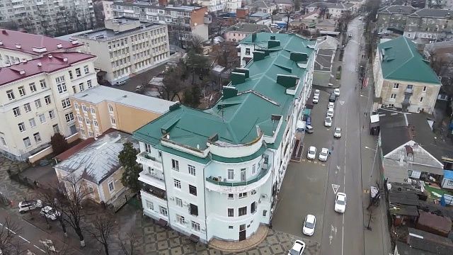 История дома на пересечении улиц Мира и Орджоникидзе