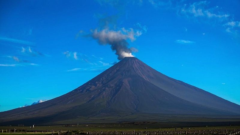 За сутки случилось 190 землетрясений на вулкане Безымянный на Камчатке 