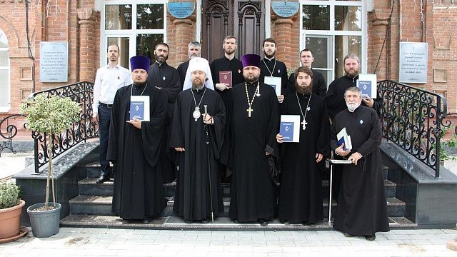 14 человек стали выпускниками Екатеринодарской духовной семинарии