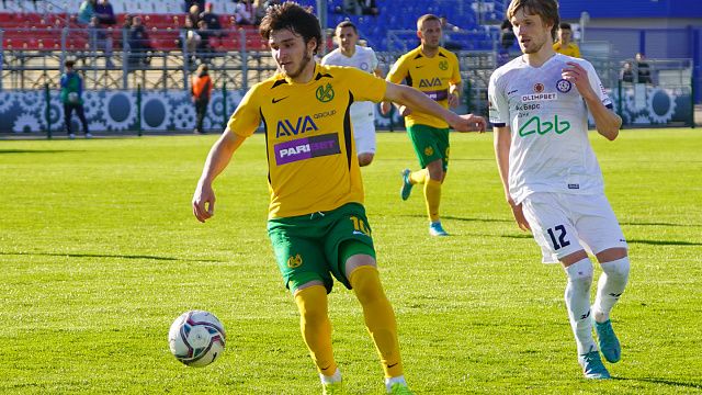 Футбольный матч «КАМАЗ» – «Кубань» закончился с нулевым счетом
