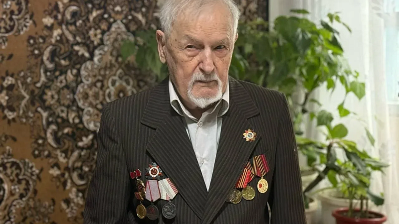 Губернатор Кубани поздравил ветерана ВОВ Хархана со 101-летием в Краснодаре