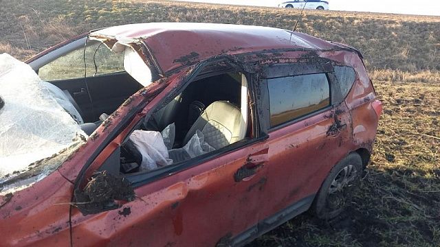 На трассе Краснодар – Ейск погиб водитель перевернувшейся машины