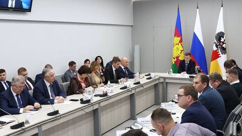 Глава Краснодара участвует в «Прямой линии» губернатора Кубани