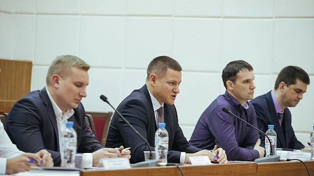Совещание на тему готовности УК к зиме прошло в Краснодаре. Фото: Денис Яковлев