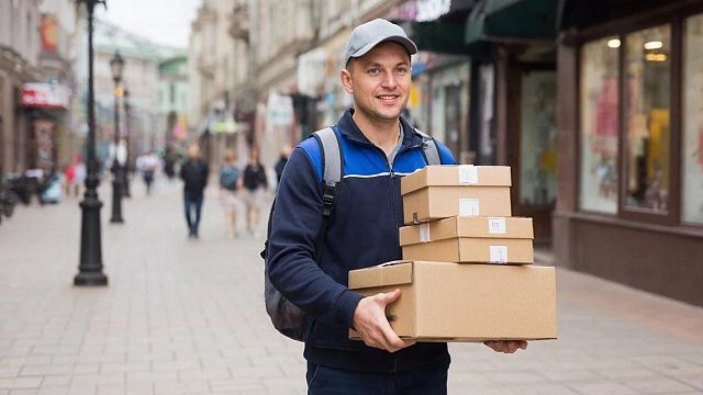 Сотрудники ПВЗ настойчиво призвали клиентов не оставлять чаевые в Краснознаменске