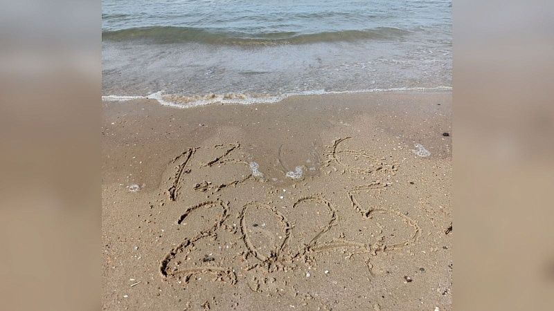 На побережье Анапы специалисты не обнаружили новых выбросов мазута 13 июня