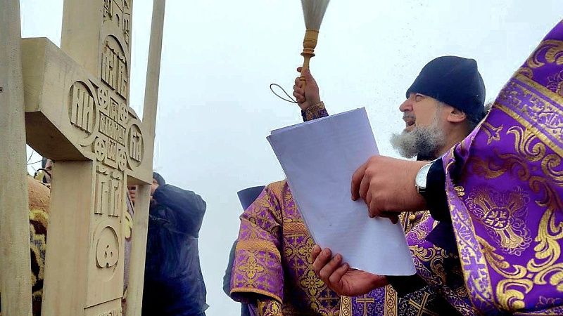 Пятиметровый поклонный крест установили на горе Семашхо под Туапсе 
