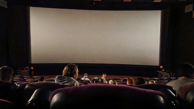 Variety: техник Джеймс МакЭвой погиб от удара током на съемках ужастика в США